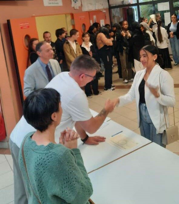 Remise des diplômes aux élèves de 3ème (DELF, CFG, DNB)